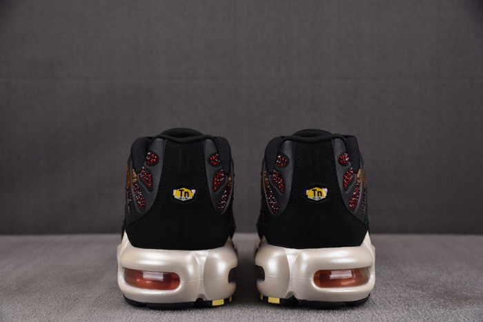 Nike Air Max Plus Swarovski Sunset FZ9042-001
