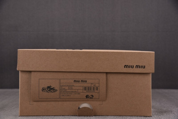 New Balance x MIU MIU NB530 NB000053