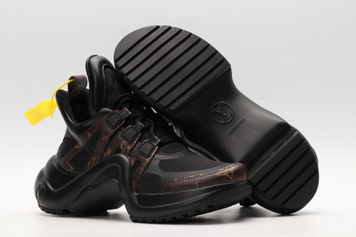 lv snekaers l000006