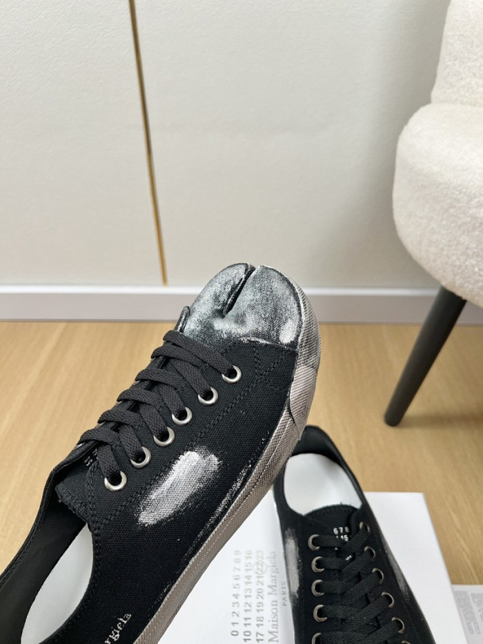 Maison Margiela Sneaker MM000116