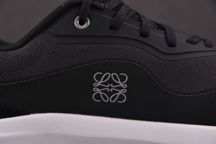 L0EWE Sneakers LW1000017