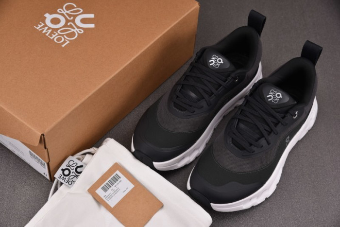 L0EWE Sneakers LW1000017