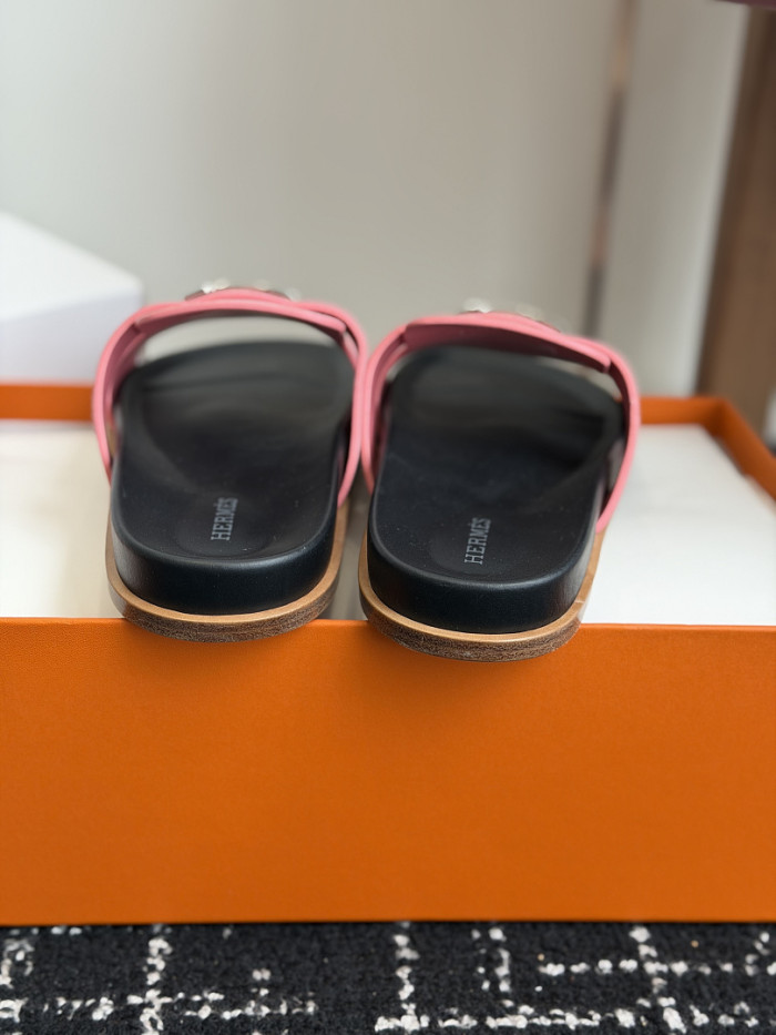 Herme* Sandal146