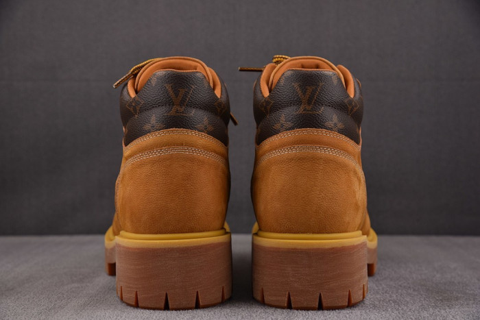 L&V BOOTS LV0000374