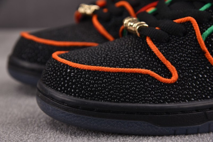 Nike SB Dunk Low Bronx Girls Skate HV1664-001