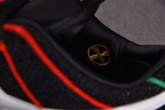 Nike SB Dunk Low Bronx Girls Skate HV1664-001