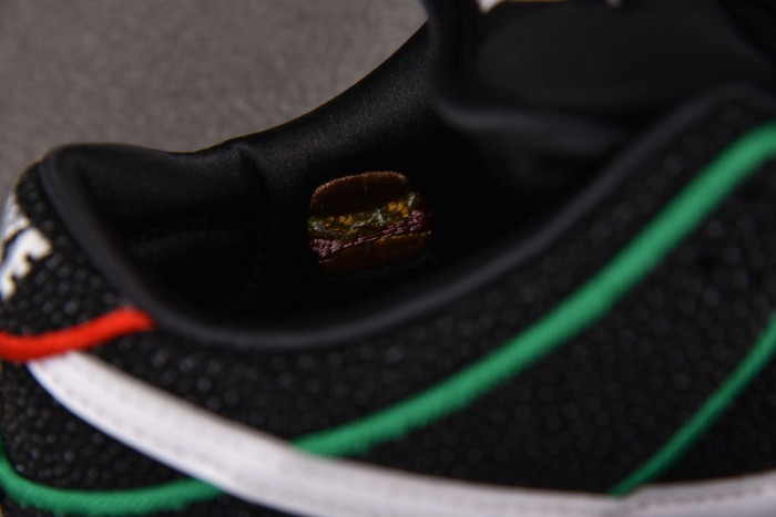 Nike SB Dunk Low Bronx Girls Skate HV1664-001