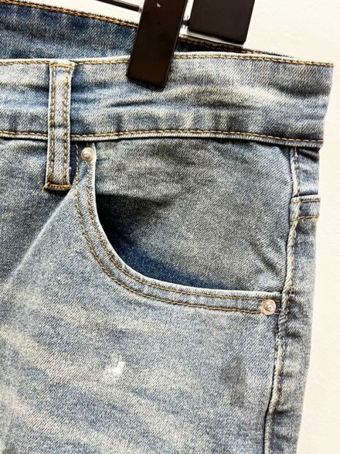 Amiri Jeans AJ18