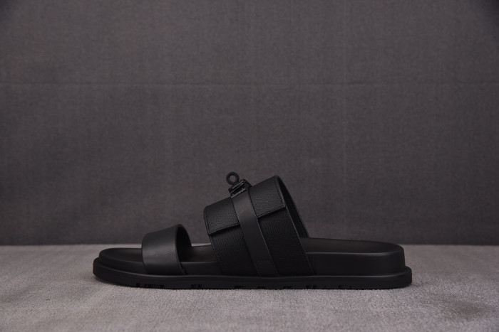 Herme* Sandal127