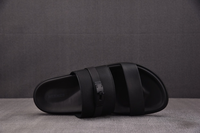 Herme* Sandal127