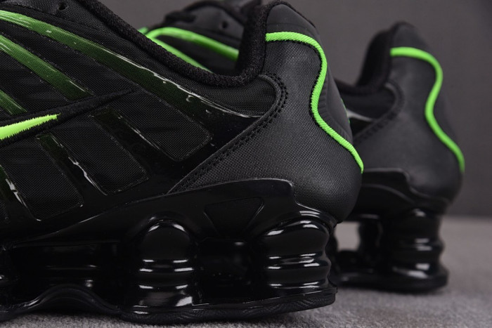 Nike Shox TL Black Green Strike AV3595-012