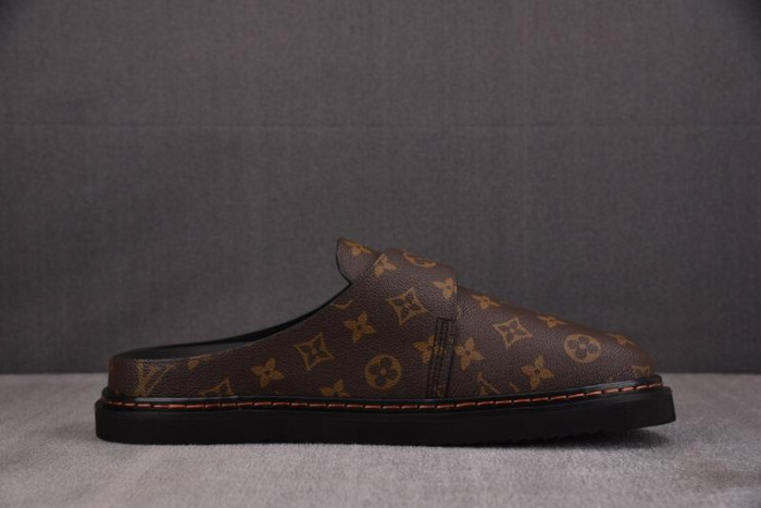 L&V sandal140