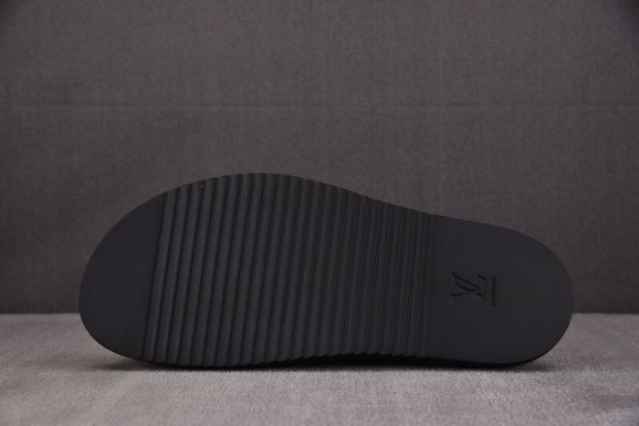 L&V sandal140