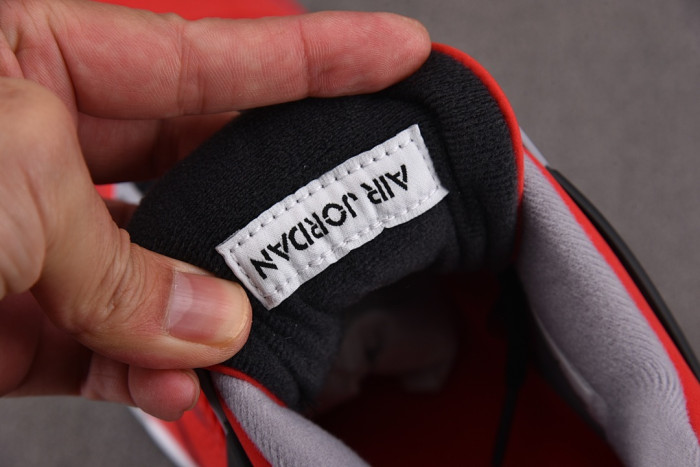 Air Jordan 4 Retro Toro Bravo (2026) FQ8138-600