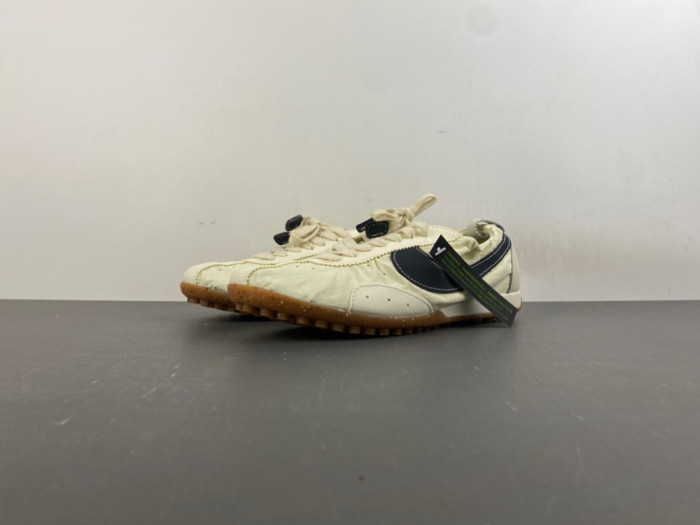 Nike Moon Shoe SP Jacquemus Alabaster HV8547-700