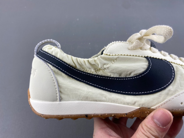 Nike Moon Shoe SP Jacquemus Alabaster HV8547-700