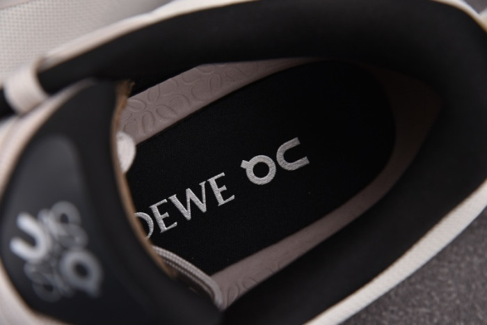 L0EWE Sneakers LW1000014