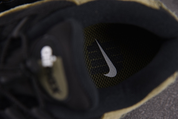 Nike Air Max 95 SP Undefeated Geo La Brea Medium Olive IB4523-200