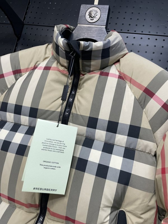 BURBER*Y Down Jacket 85