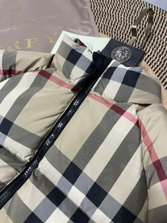 BURBER*Y Down Jacket 85