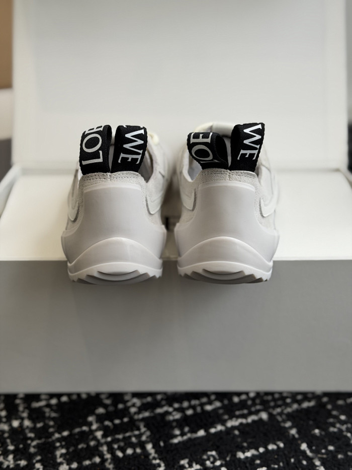 L0EWE Sneakers LW1000025