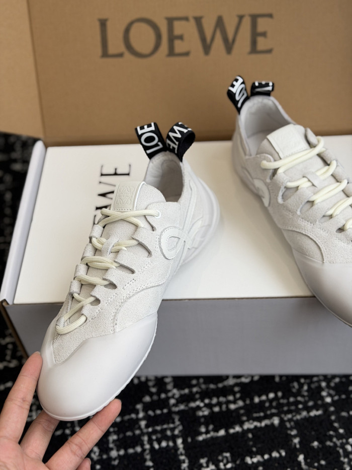 L0EWE Sneakers LW1000025