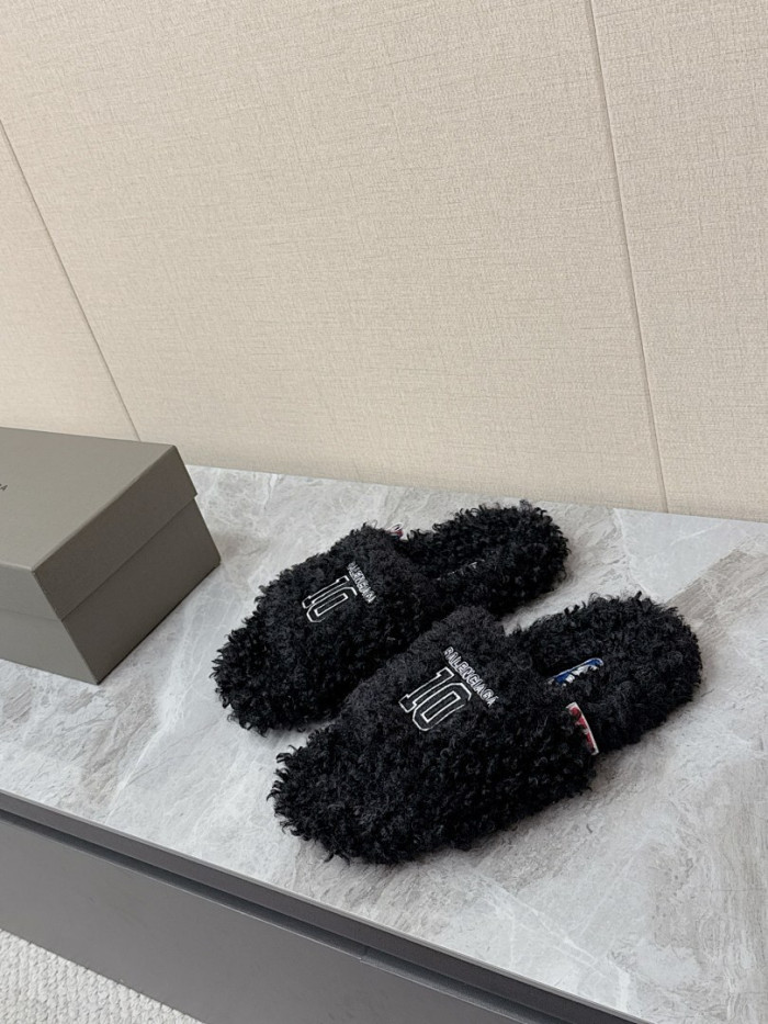 BALENCIAG* SANDAL 74