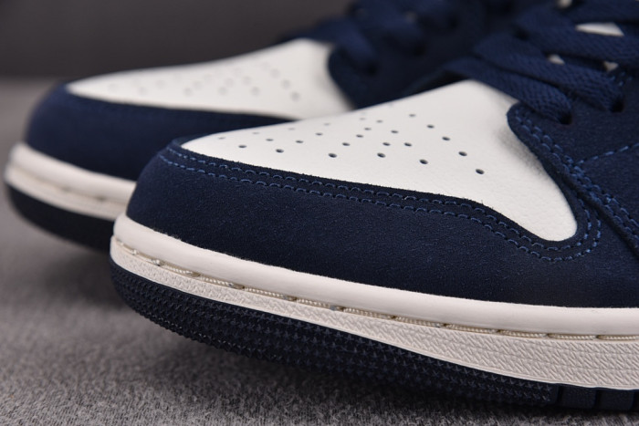 Air Jordan 1 Low SE "Obsidian Suede" IO7448-400