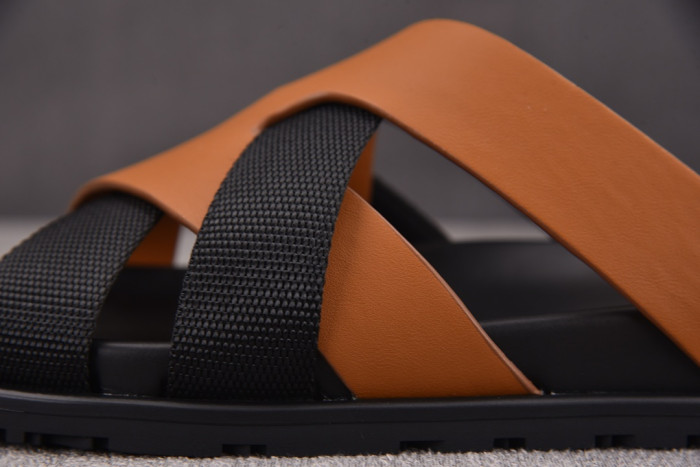 Herme* Sandal128