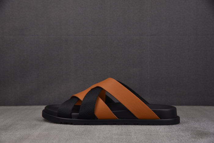 Herme* Sandal128