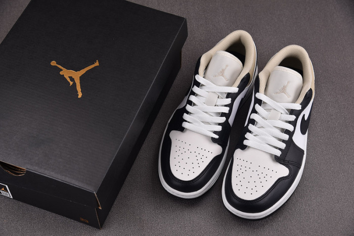 Air Jordan 1 Low 