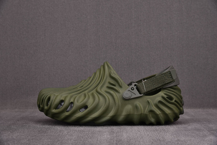 crocs pollex clog by salehe bembury 207393-309