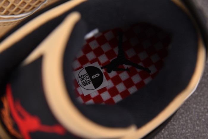 Air Jordan 4 Retro Pizza IH2094-200