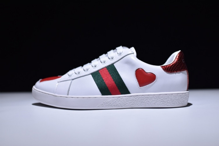 g*u*i ace embroidered low-top sneaker with red heart womens