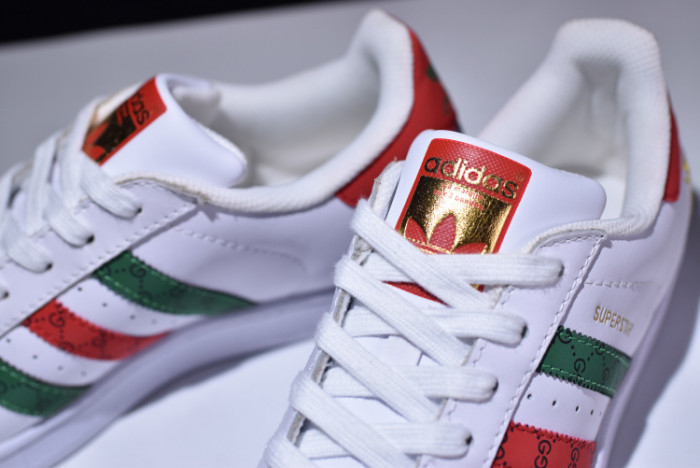 g*u*i x  originals S*perstar 80s bq0066