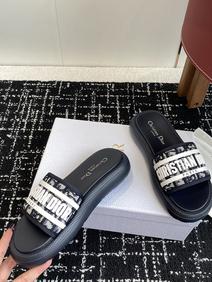 Dio*r sandal 63