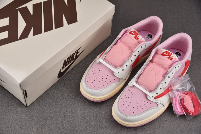 Travis Scott x Air Jordan 1 Low OG 