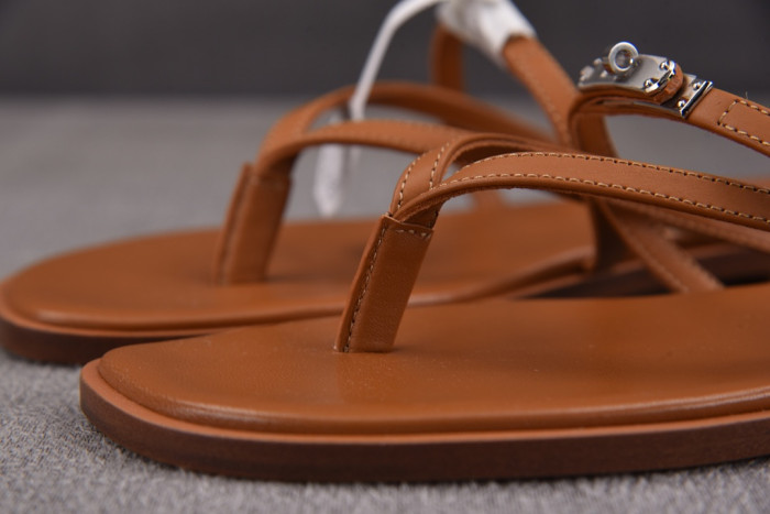 Herme* Sandal122