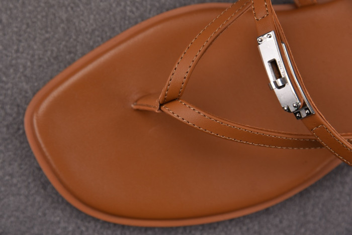 Herme* Sandal122