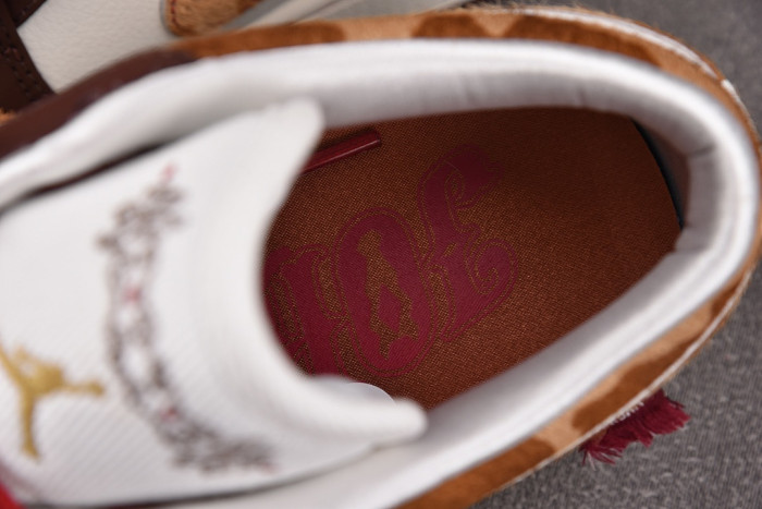 Nike Jordan 1 Low SE Year of the Horse IQ5321-121