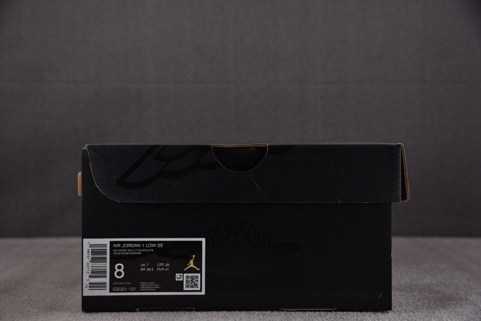 Nike Jordan 1 Low SE Year of the Horse IQ5321-121