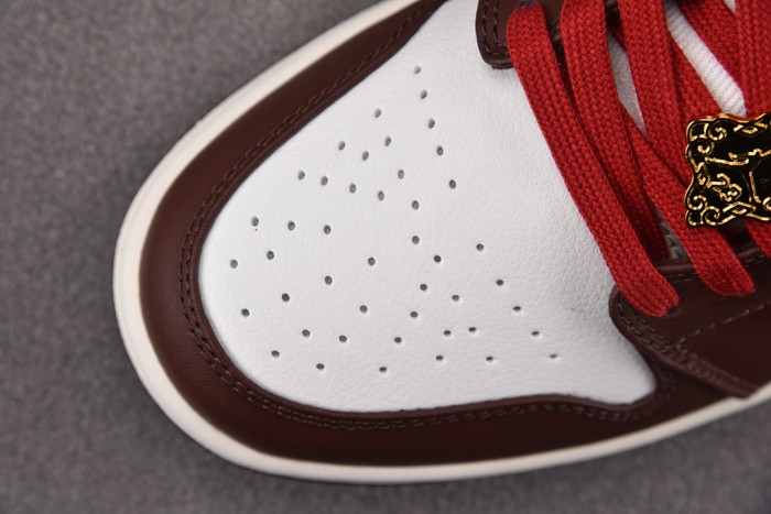 Nike Jordan 1 Low SE Year of the Horse IQ5321-121