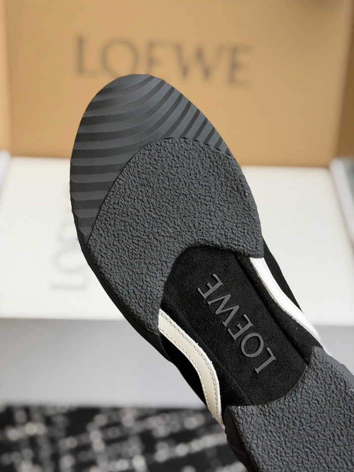 L0EWE Sneakers LW1000024