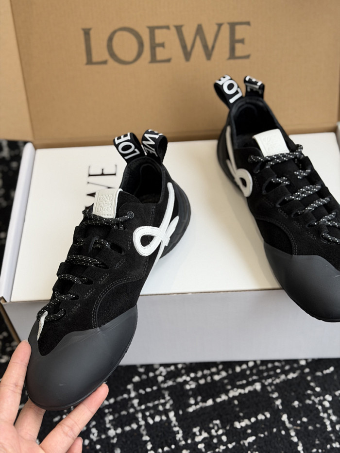 L0EWE Sneakers LW1000024