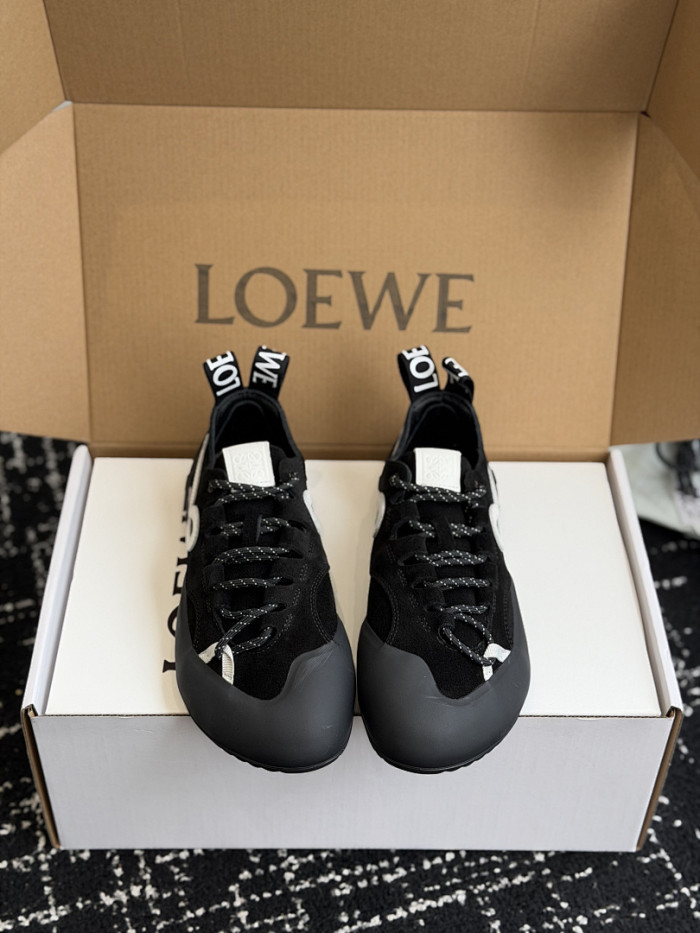 L0EWE Sneakers LW1000024