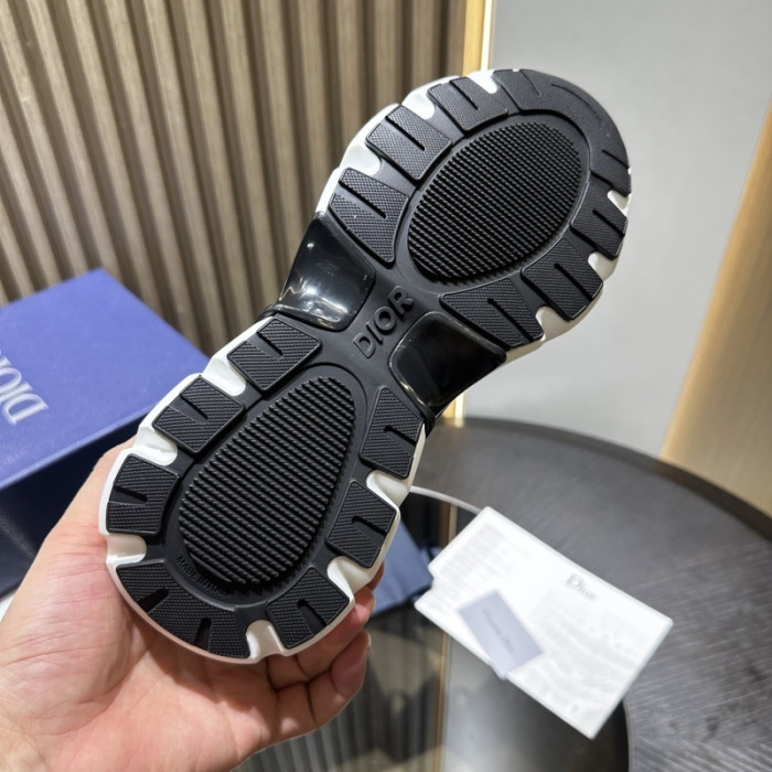 D1OR SNEAKERS B44 T00000250