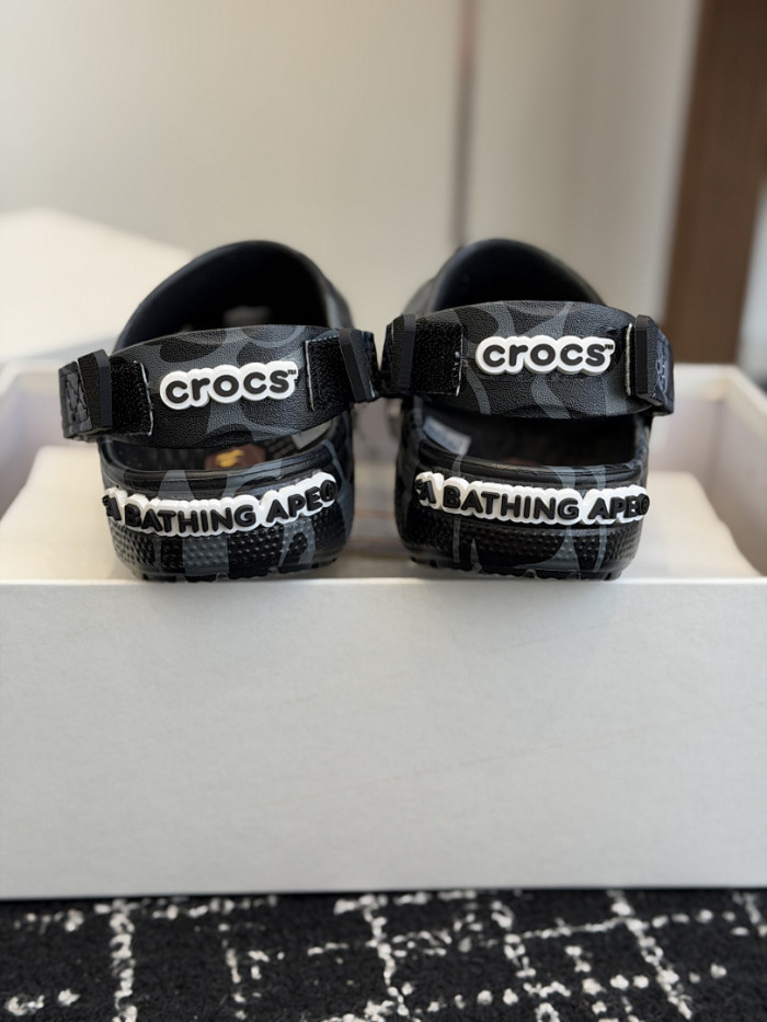 BAPE × Crocs 03