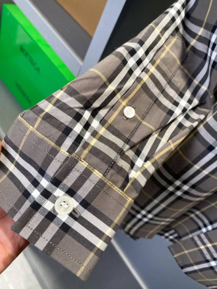 BURBER*Y Shirt 76