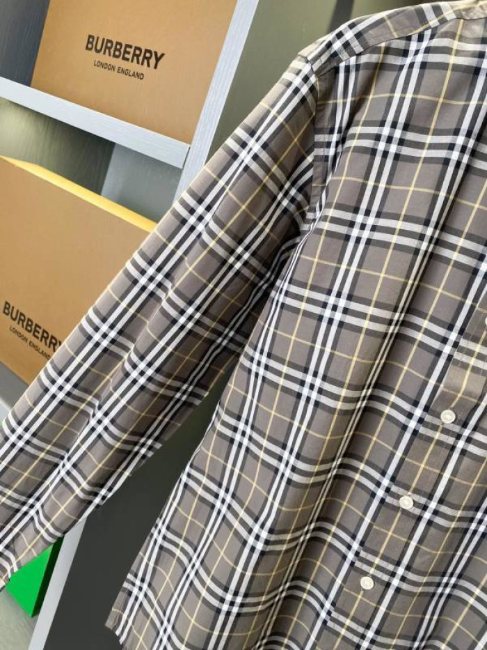 BURBER*Y Shirt 76