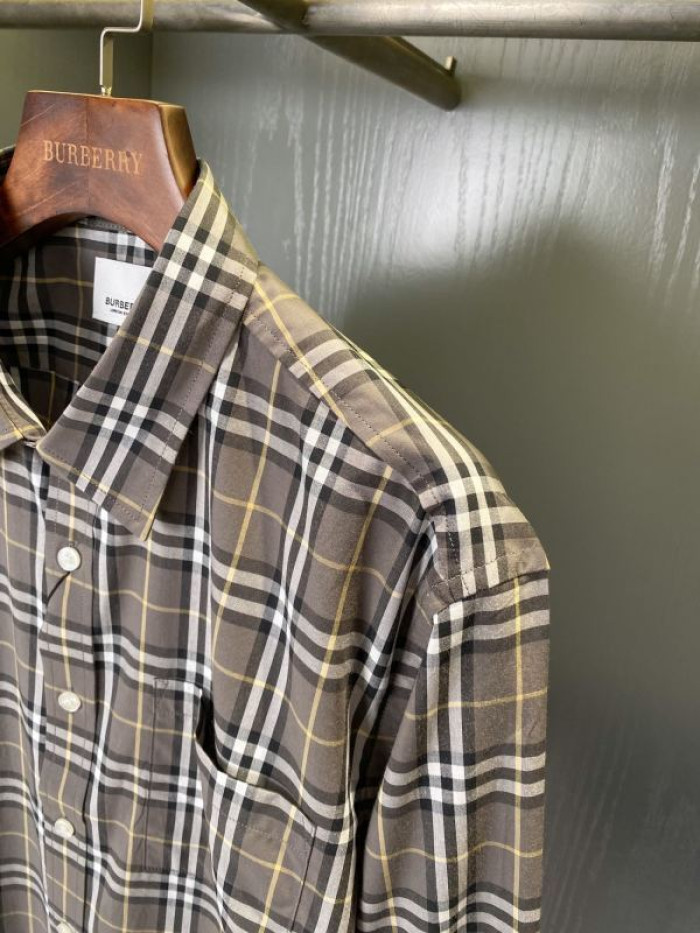 BURBER*Y Shirt 76